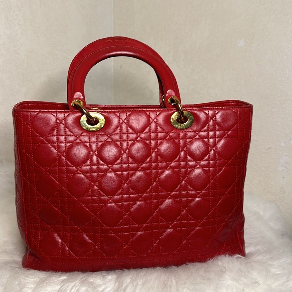 💯Authentic CHRISTIAN DIOR
Lambskin Cannage Large Lady Dior🍀 - Picture 8 of 17